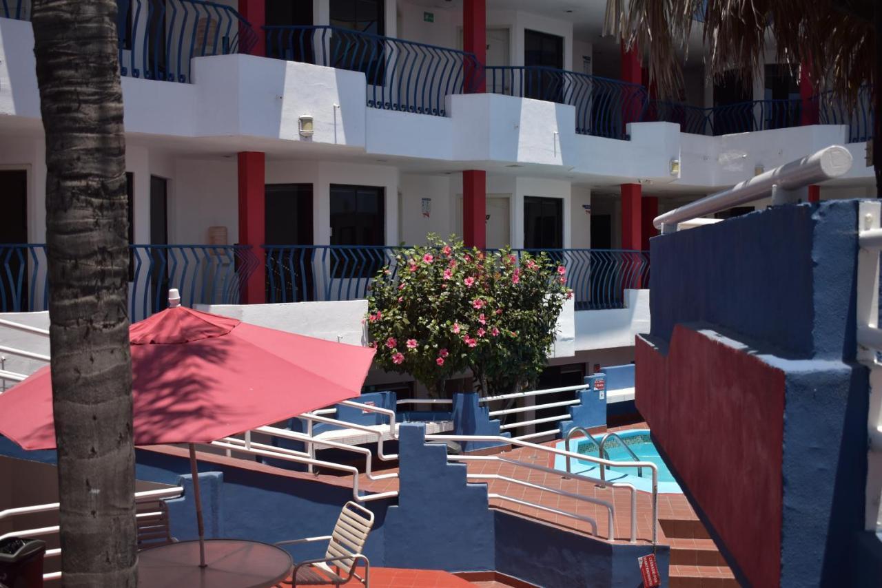 Hotel Mediterraneo Rosarito Exteriör bild