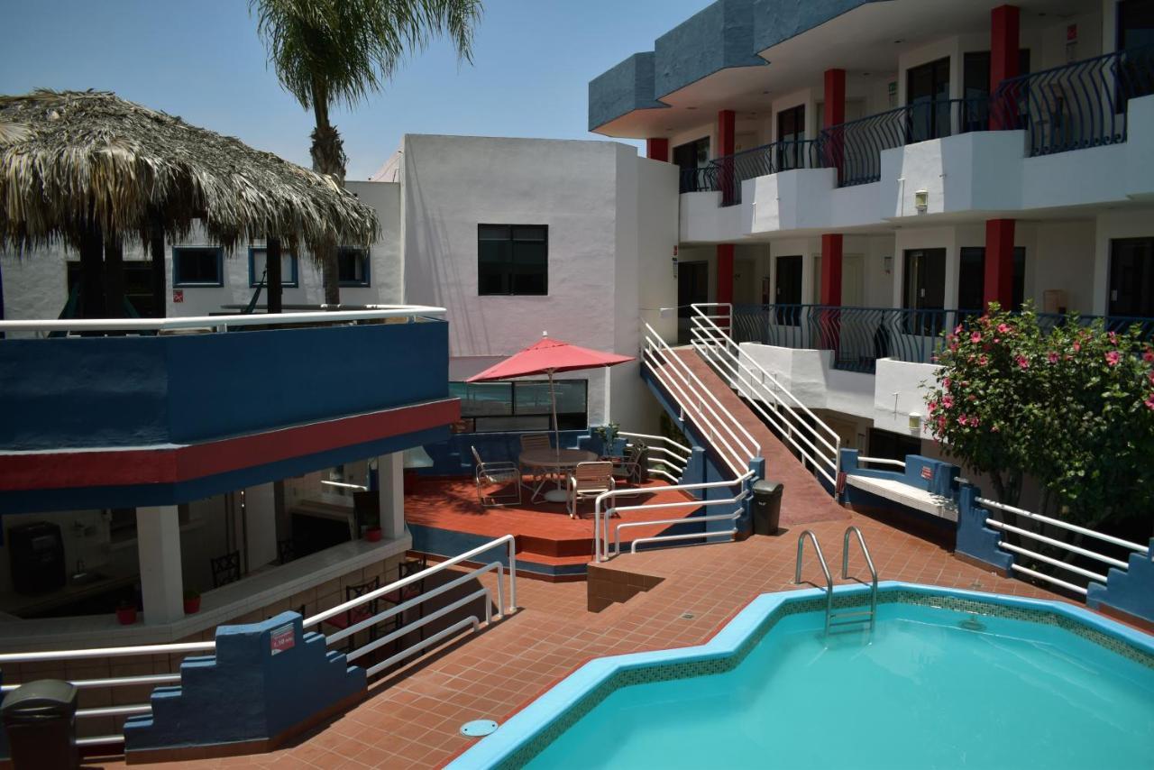 Hotel Mediterraneo Rosarito Exteriör bild