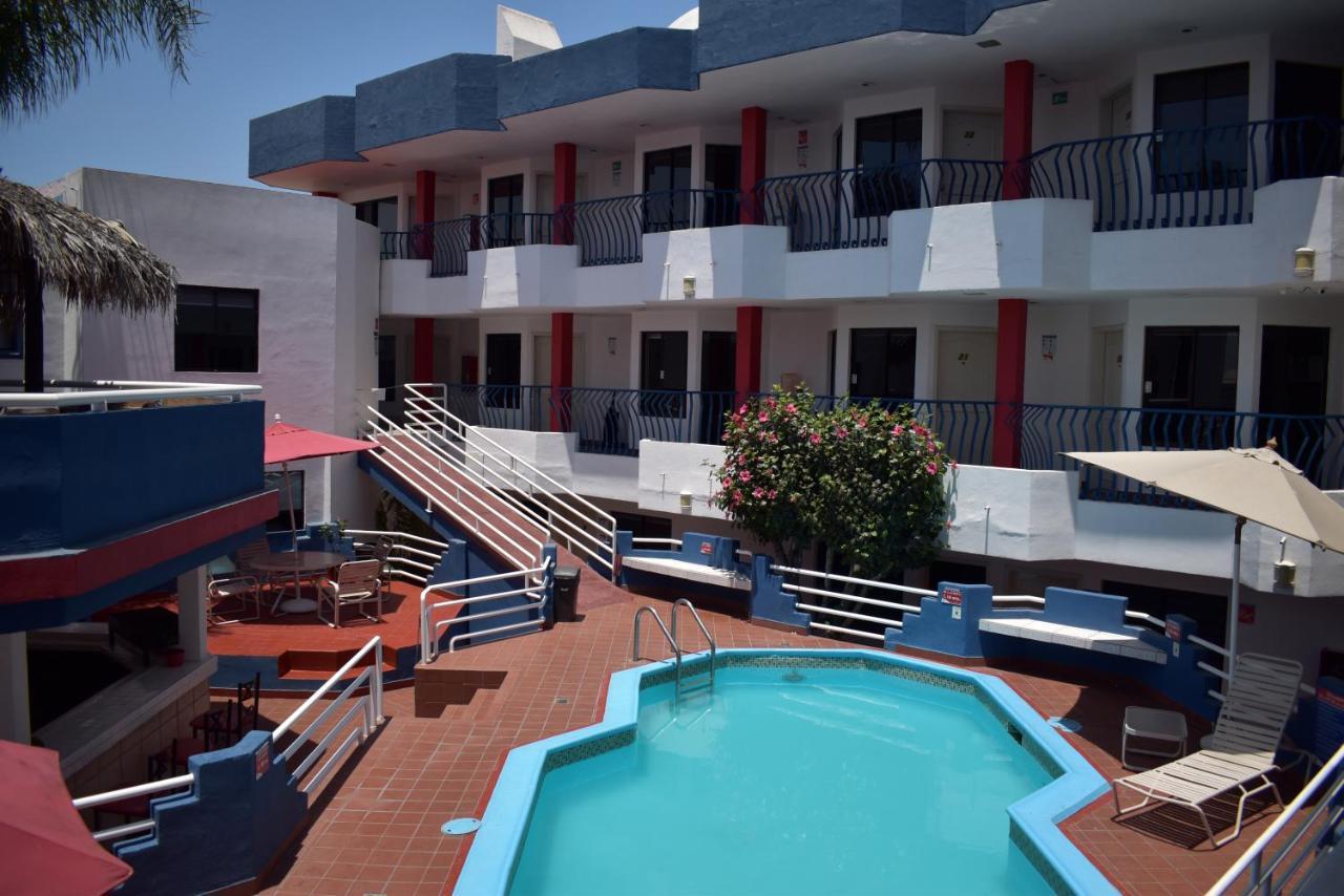 Hotel Mediterraneo Rosarito Exteriör bild