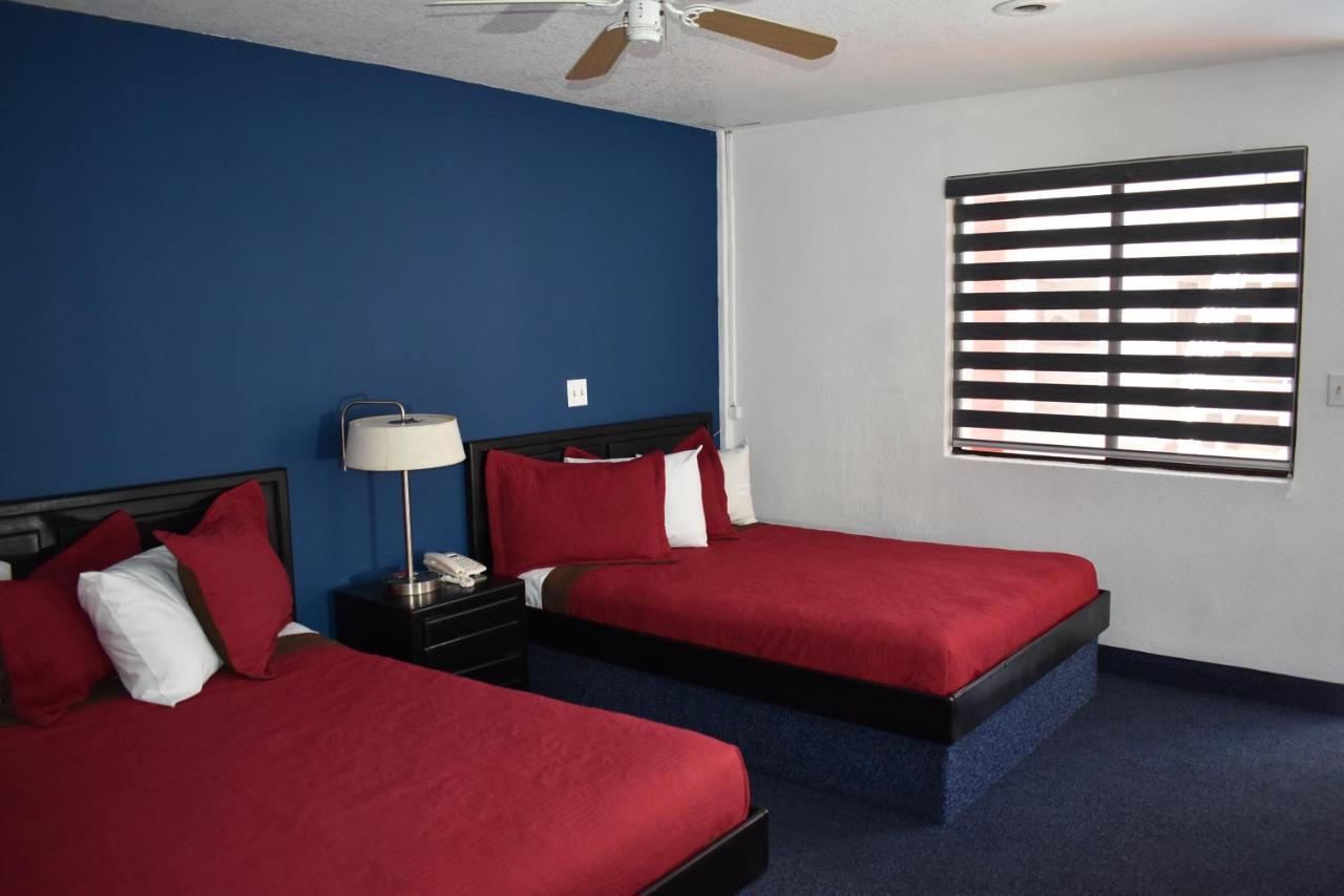Hotel Mediterraneo Rosarito Exteriör bild