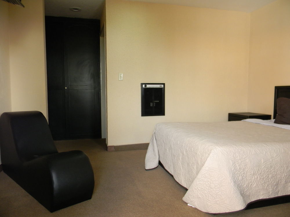 Hotel Mediterraneo Rosarito Exteriör bild