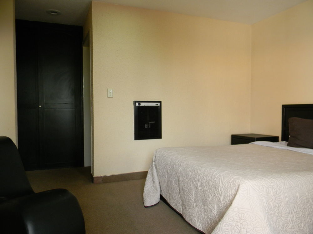 Hotel Mediterraneo Rosarito Exteriör bild